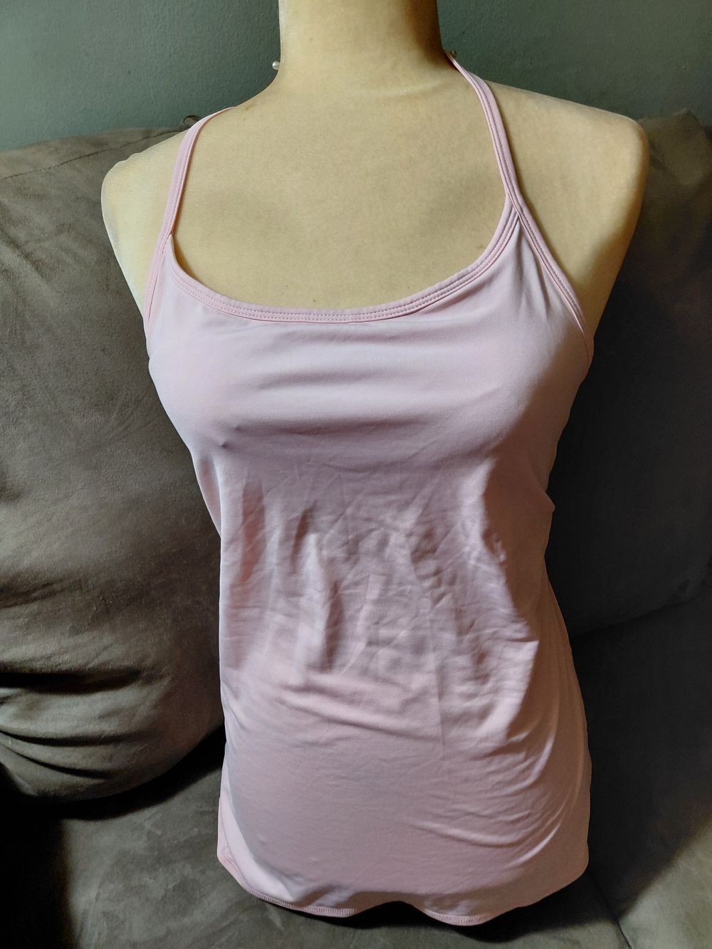 Everlast NWOT Light Pink Scoop Neck Camisole with Built-in Shelf Bra